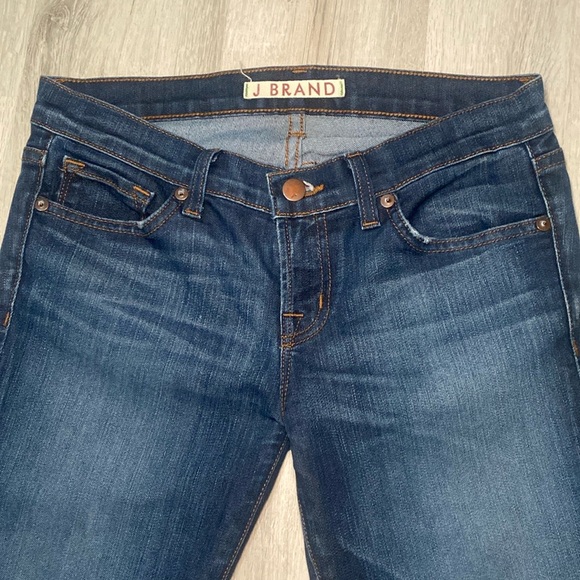 J Brand Low Rise Pencil Leg Tyro - Picture 2 of 9